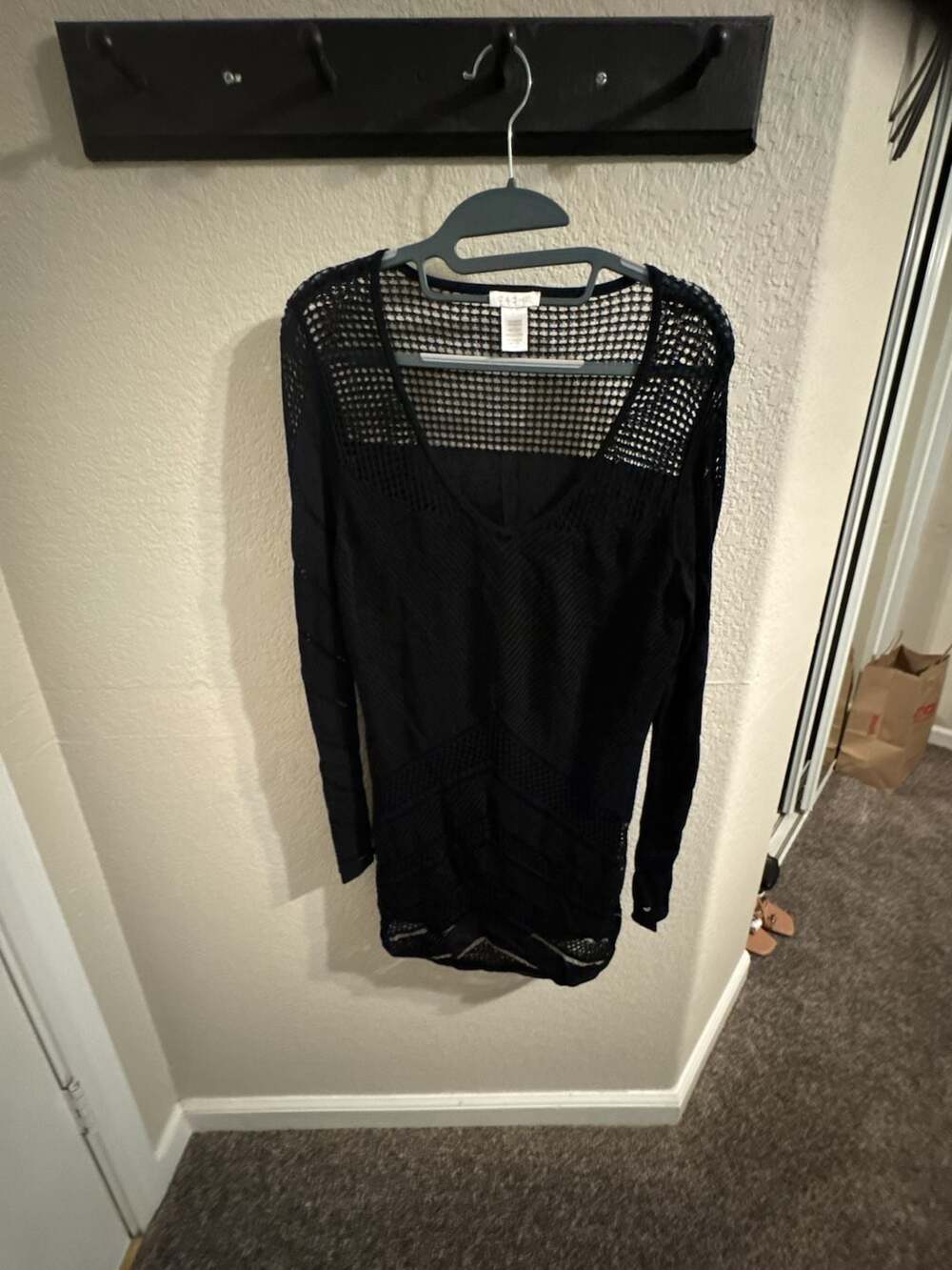 Cache Long Sleeve Top Size L Black Mesh Knit V-Neck